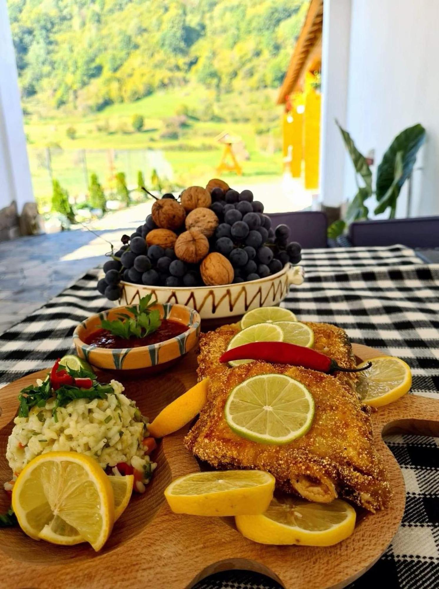 Hotel Casa Vadeanu Sighetu Marmaţiei Exteriér fotografie